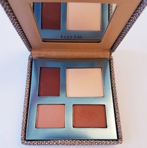 *** LE *** Holiday Tarte eyeshadow quad